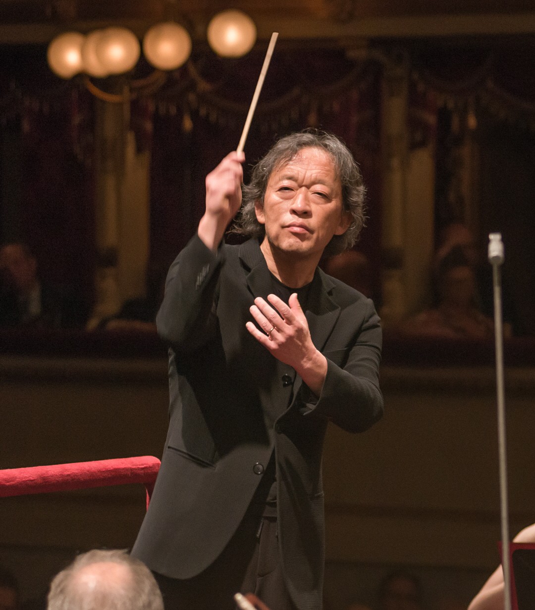 Myung-Whun Chung dirige la Sinfonia n 1 il Titano di Gustav Mahler il concerto al Teatro La Fenice aperto al pubblico e in live streaming.